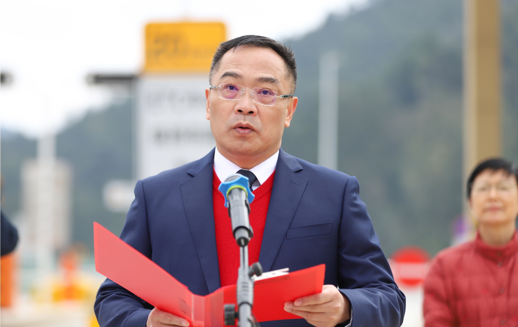 北投集團黨委副書記、副董事長、總經(jīng)理黃學軍_副本.jpg